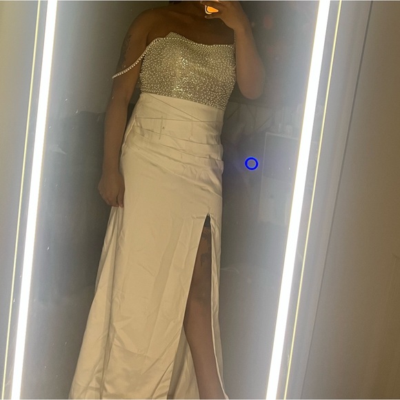 Wedding/prom gown - Picture 5 of 6